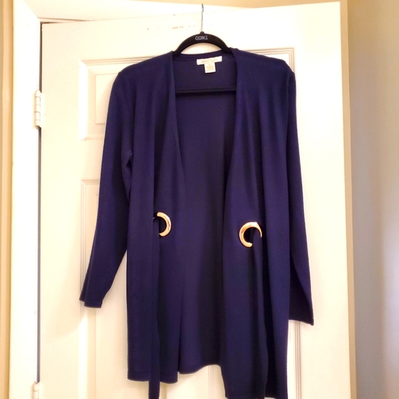 Cardigan - Picture 2 of 5